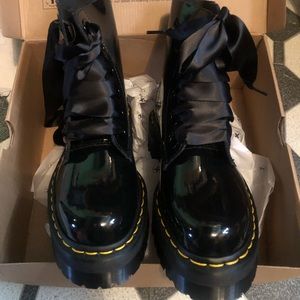 Dr. Martens Molly Boots
